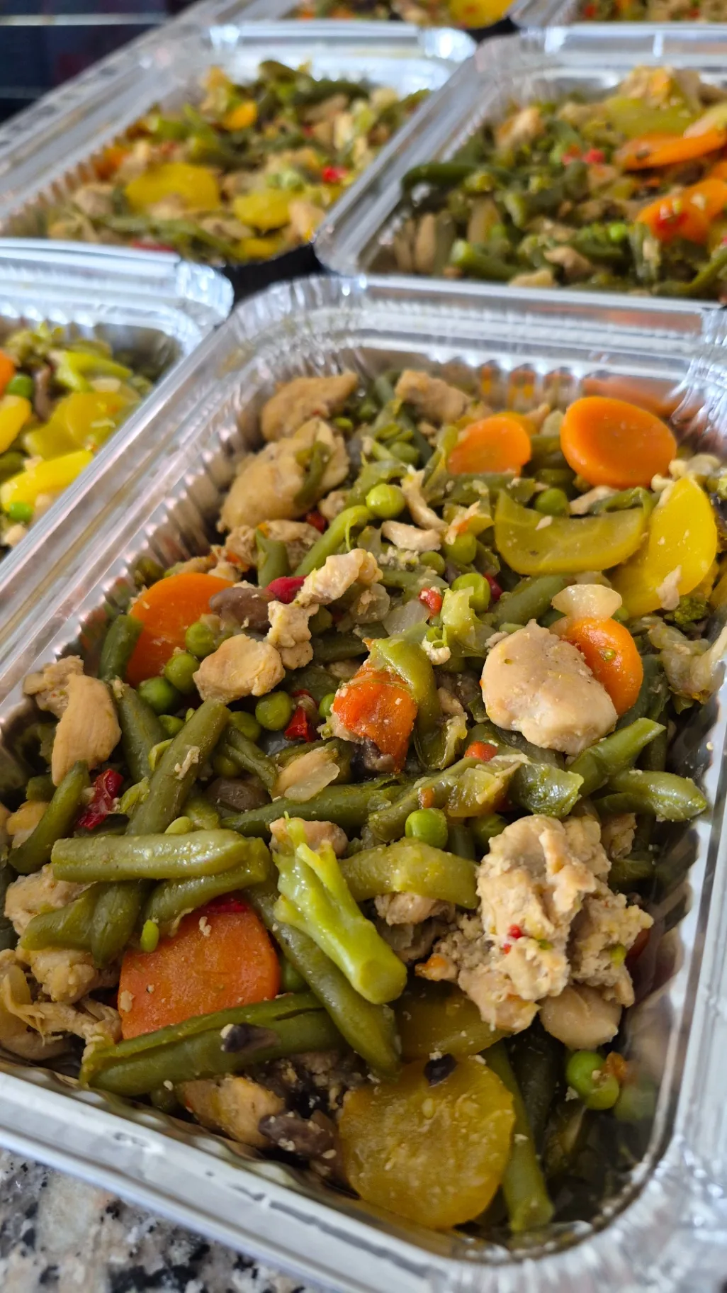 Poêlée de poulet aux légumes du jardin